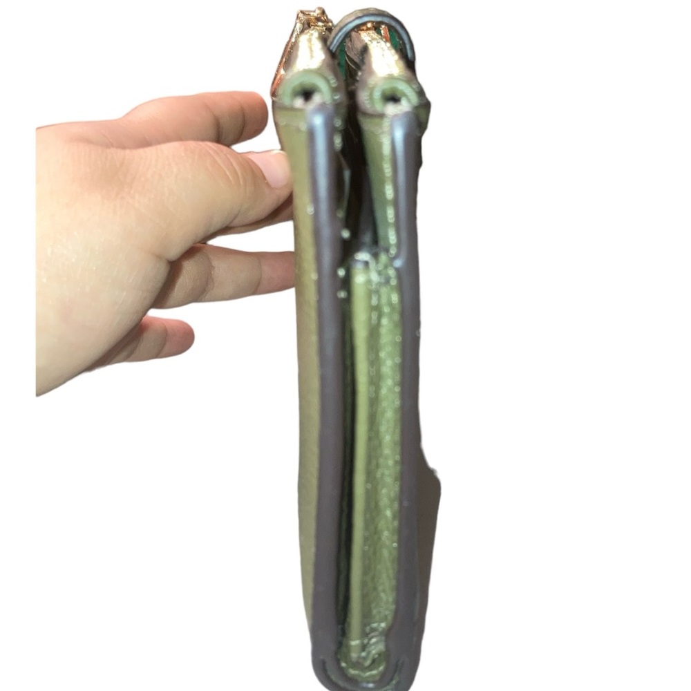 Traded* Like New! Michael Kors Olive Green Wristlet - Picture 6 of 6